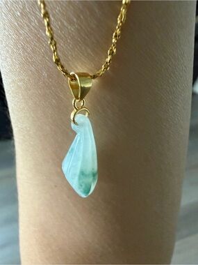 New Natural Burmese Jadeite Jade Lotus Pod Pendant